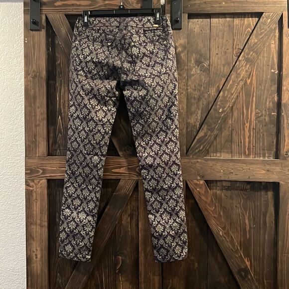 NWT DL1961 Premium Denim Emma Ornate
Leggings - Purple and Faded Gold Damask 27 - Picture 4 of 14